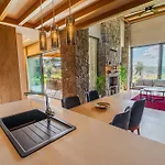 Cabras Kazdaglari Bed and Breakfast *